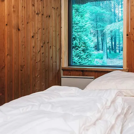 6 Person In 布拉万德